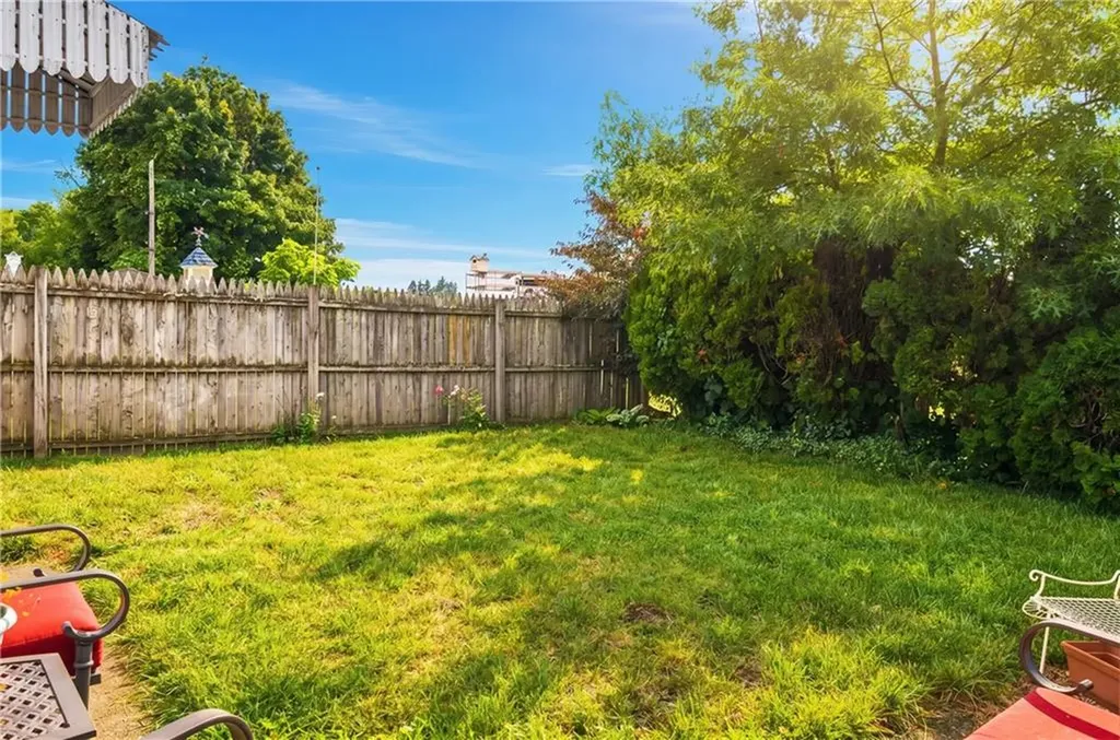 195 Elmore Avenue Woonsocket RI 02895