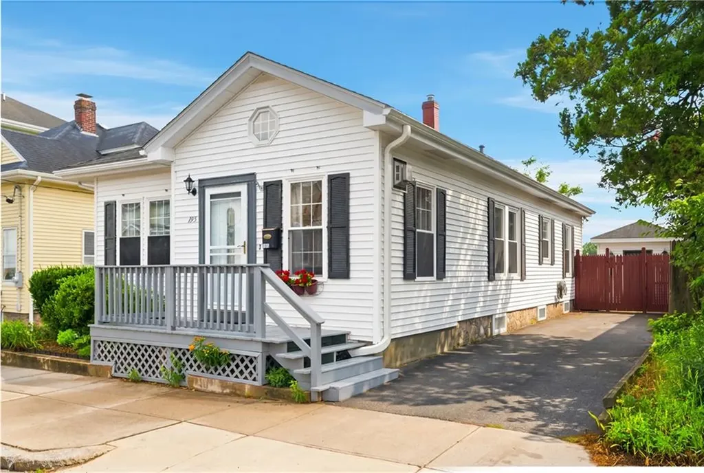 195 Elmore Avenue Woonsocket RI 02895