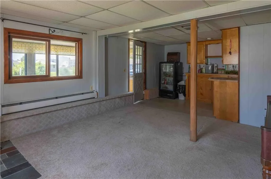 31 Cross Hill Drive Narragansett RI 02882