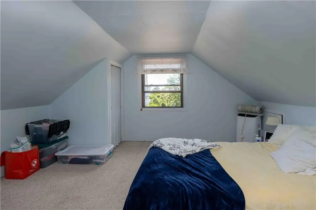 31 Cross Hill Drive Narragansett RI 02882