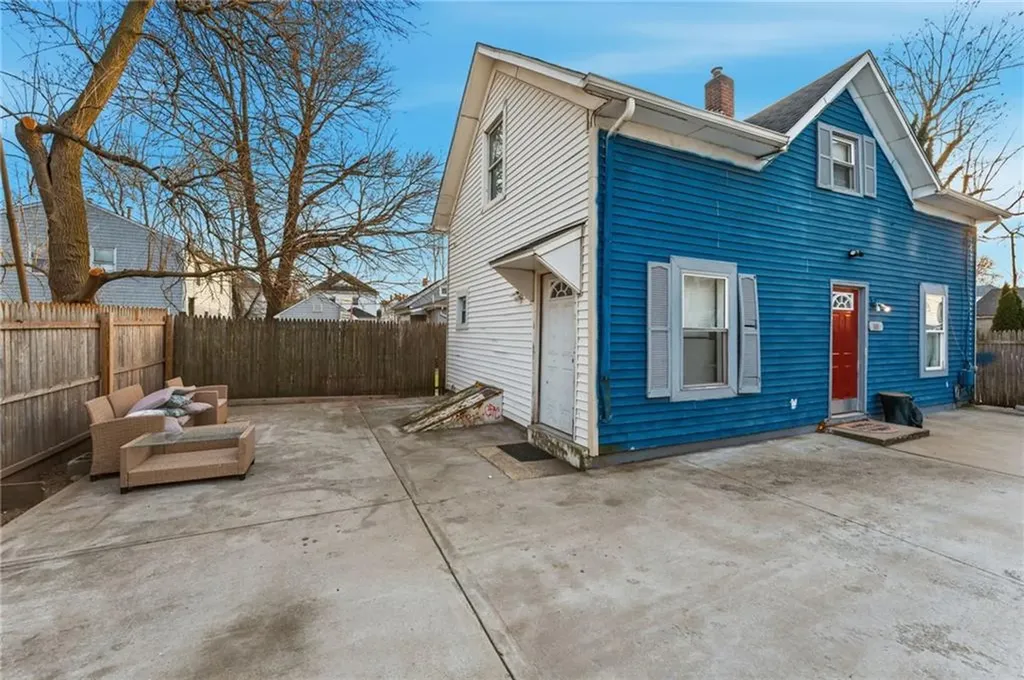 100 Pocasset Avenue Providence RI 02909