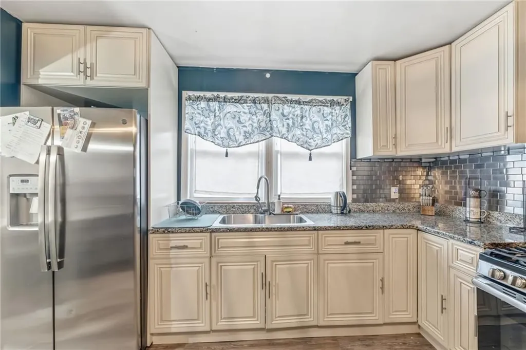 98 Pocasset Avenue Providence RI 02909