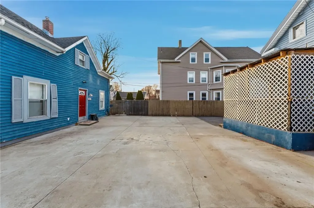 98 Pocasset Avenue Providence RI 02909