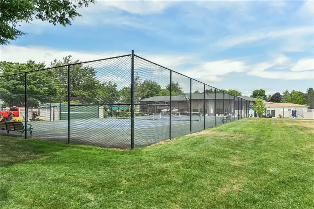 754 Williamsburg Circle Warwick RI 02886