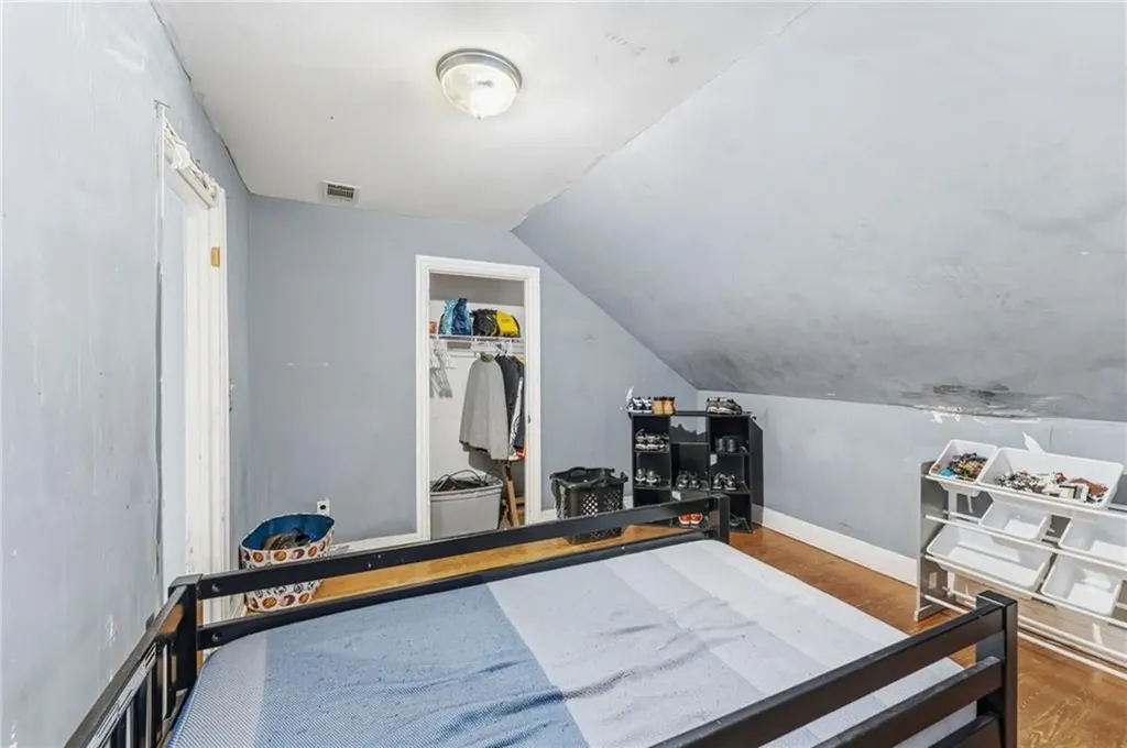 98 100 Pocasset Avenue Providence RI 02909