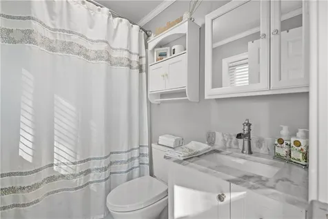 48 Therien Road Portsmouth RI 02871