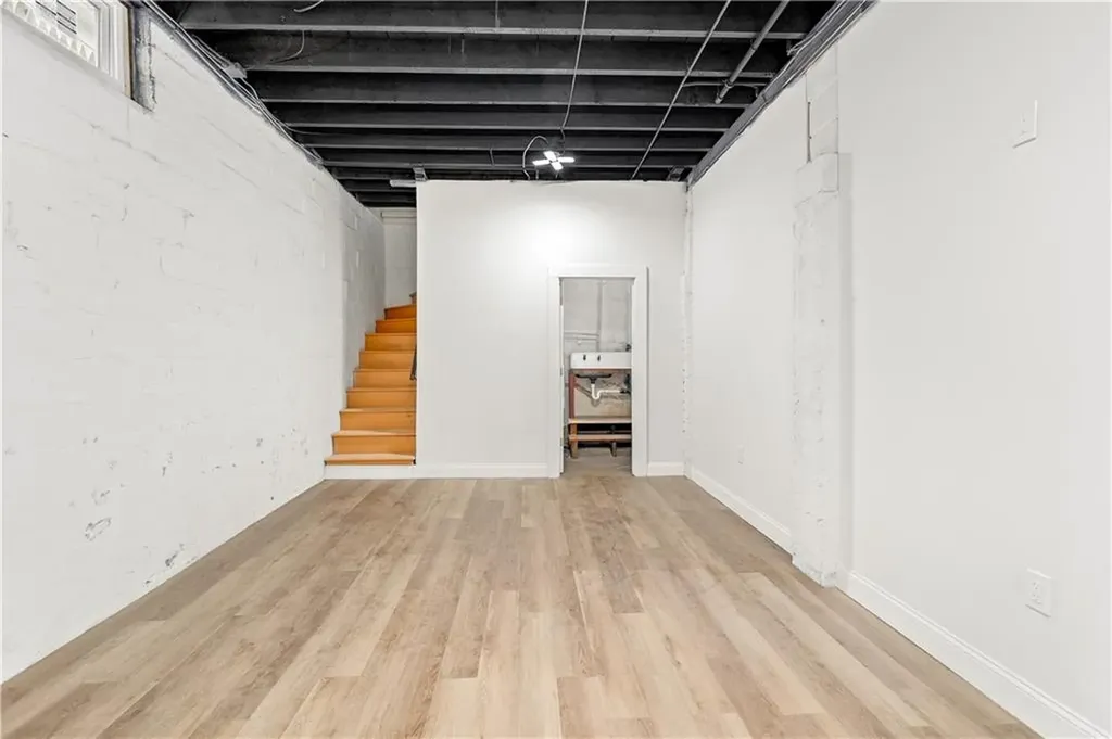 38 Mcmillen Street Providence RI 02904