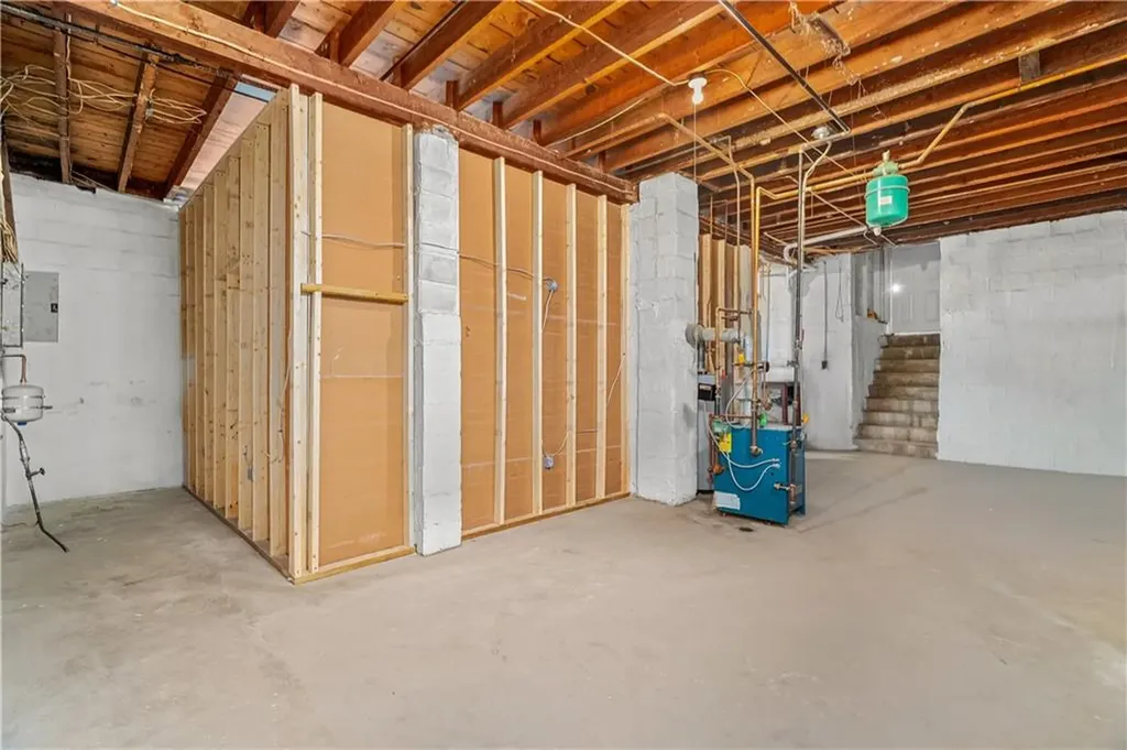 38 Mcmillen Street Providence RI 02904