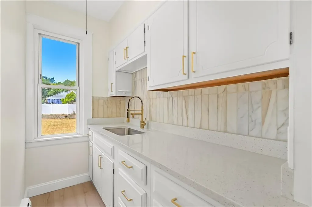 38 Mcmillen Street Providence RI 02904