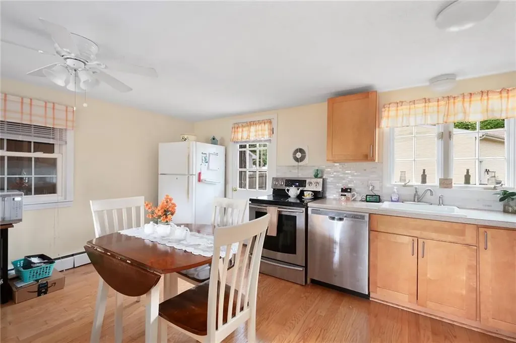 145 147 Oak Crest Drive East Providence RI 02915