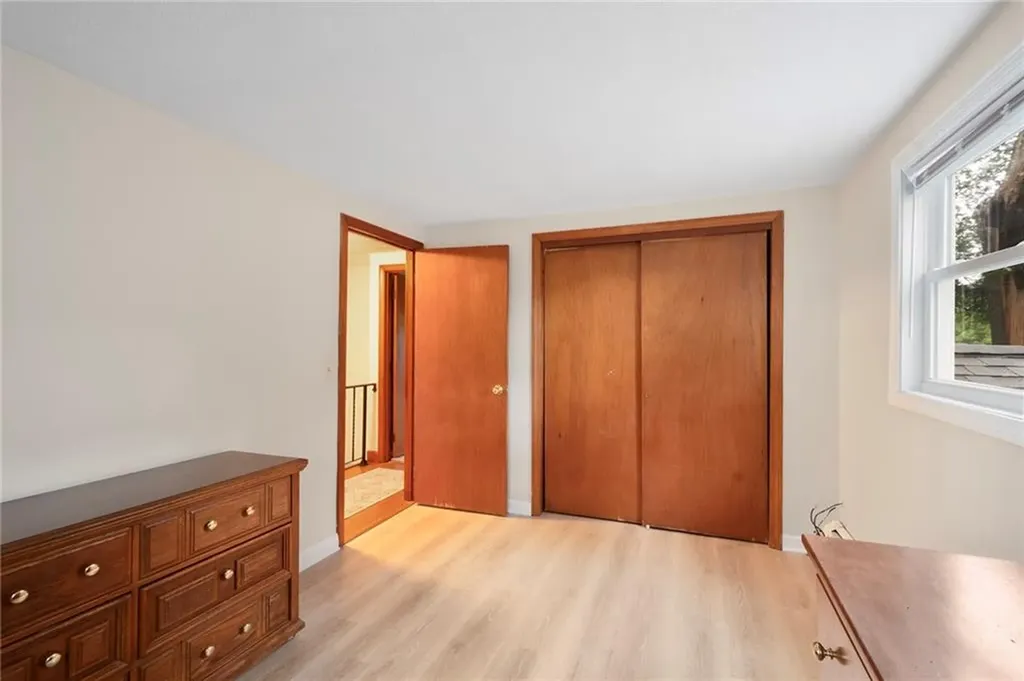 145 147 Oak Crest Drive East Providence RI 02915