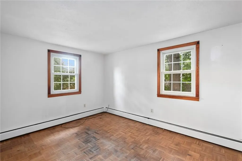 145 147 Oak Crest Drive East Providence RI 02915