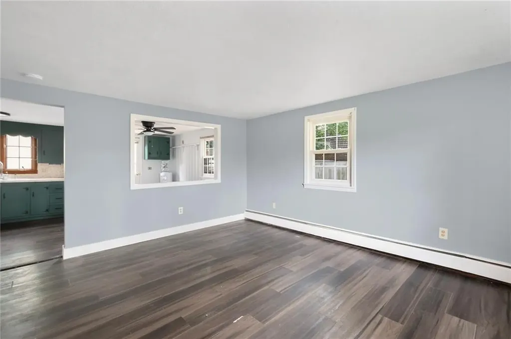 145 147 Oak Crest Drive East Providence RI 02915