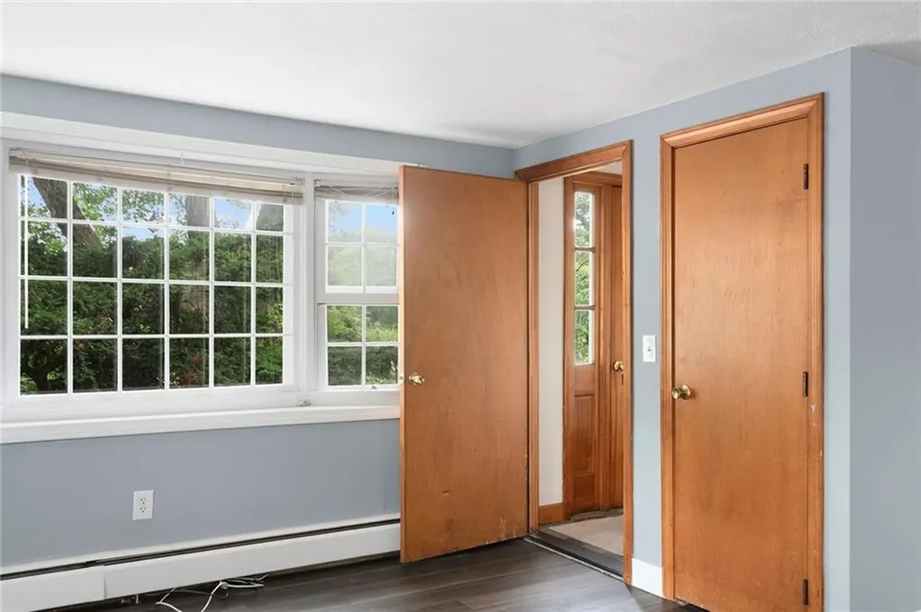 145 147 Oak Crest Drive East Providence RI 02915