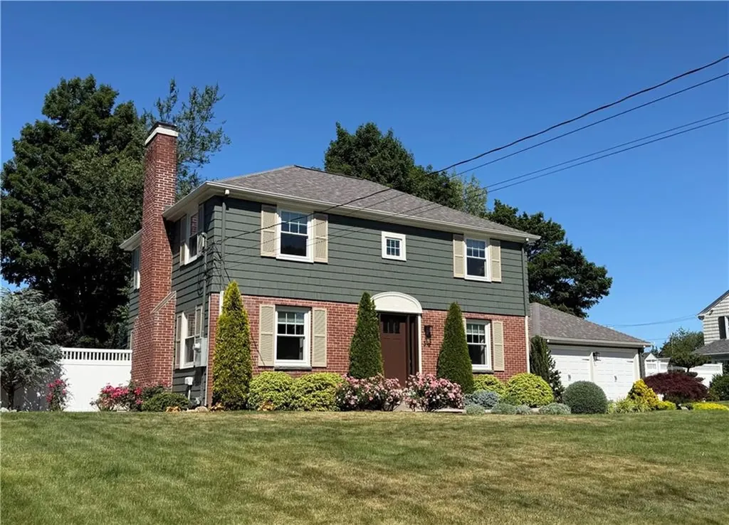 39 Merry Mount Drive Warwick RI 02888