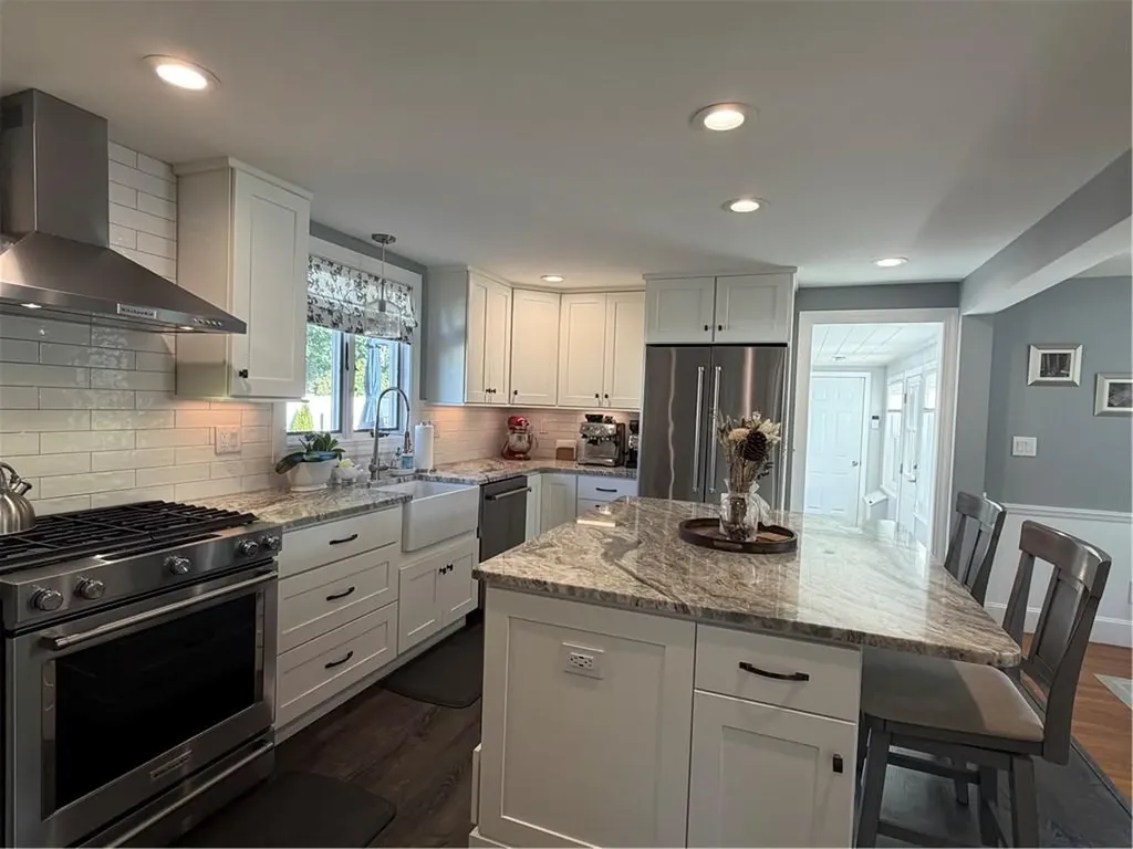 39 Merry Mount Drive Warwick RI 02888