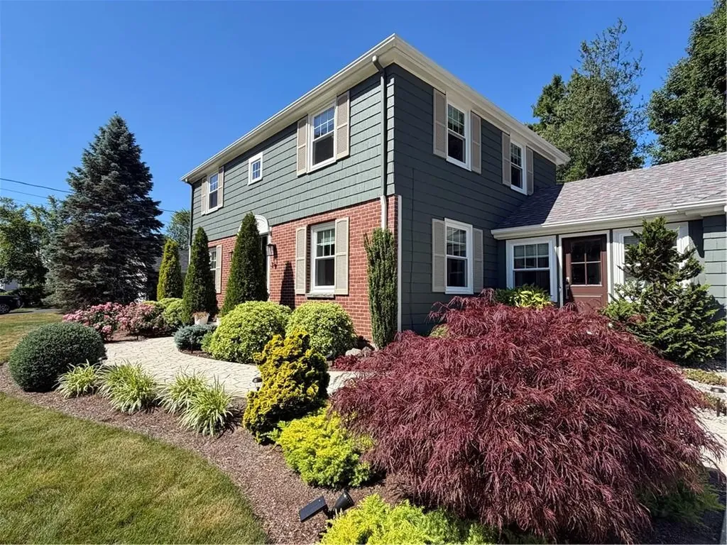 39 Merry Mount Drive Warwick RI 02888