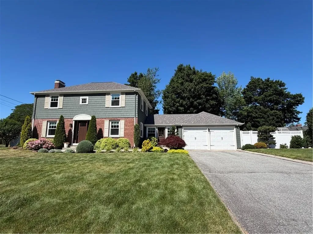 39 Merry Mount Drive Warwick RI 02888