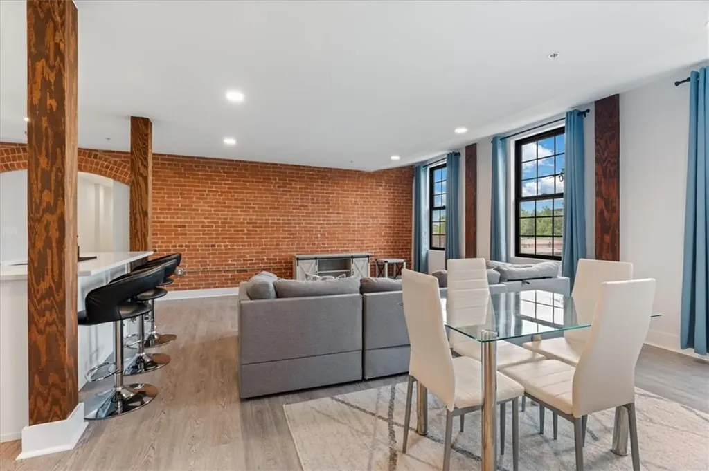 50 Ashburton Street Providence RI 02904