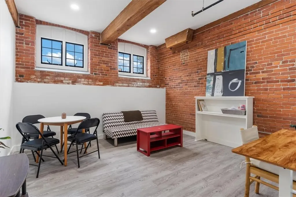 50 Ashburton Street Providence RI 02904