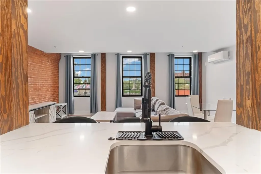 50 Ashburton Street Providence RI 02904