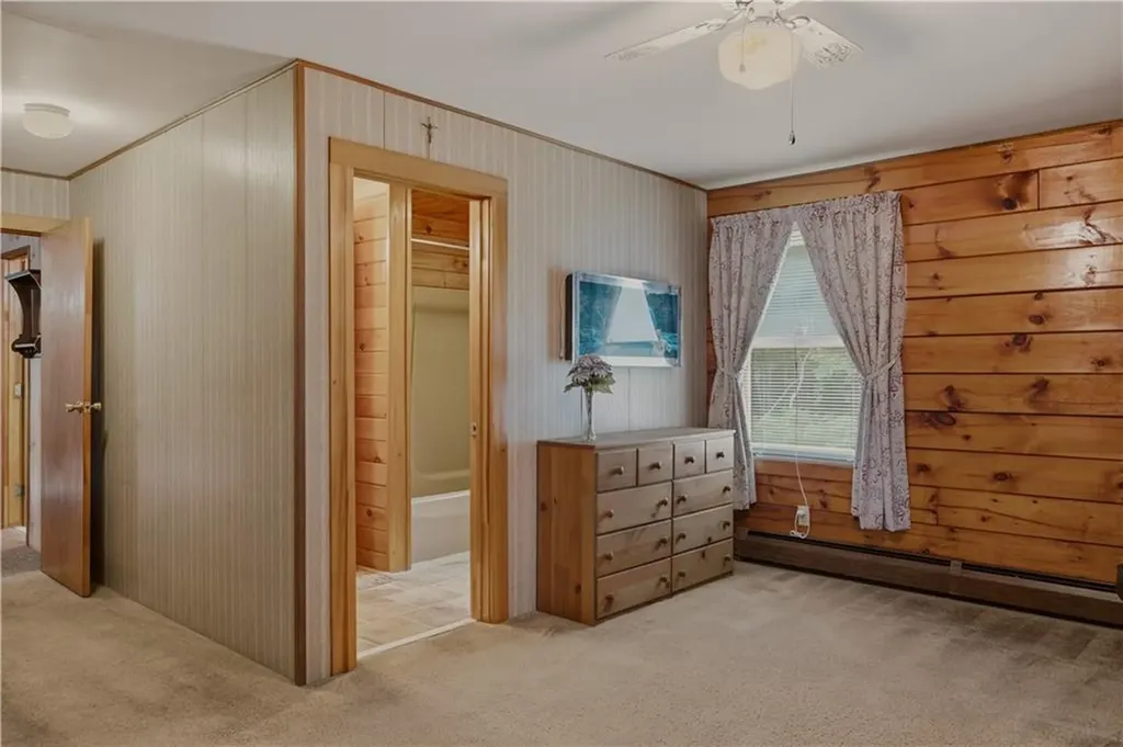 219 Pelletier Lane Tiverton RI 02878