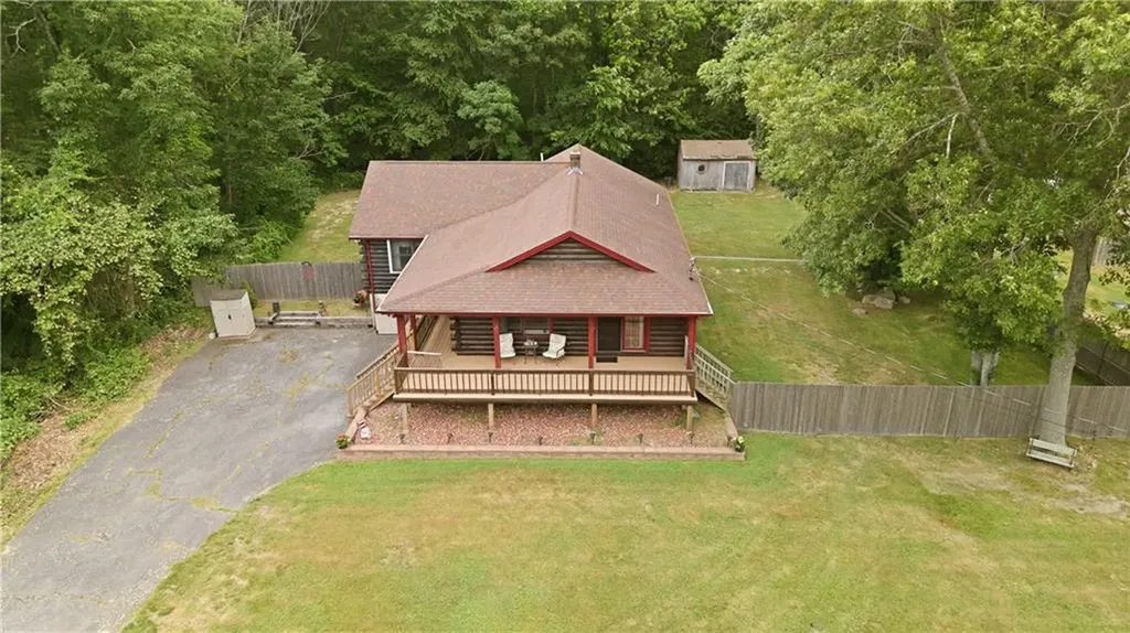 219 Pelletier Lane Tiverton RI 02878