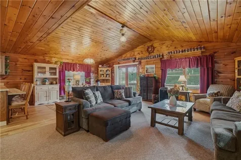 219 Pelletier Lane Tiverton RI 02878