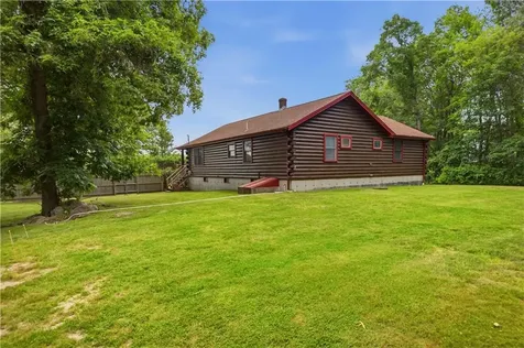 219 Pelletier Lane Tiverton RI 02878