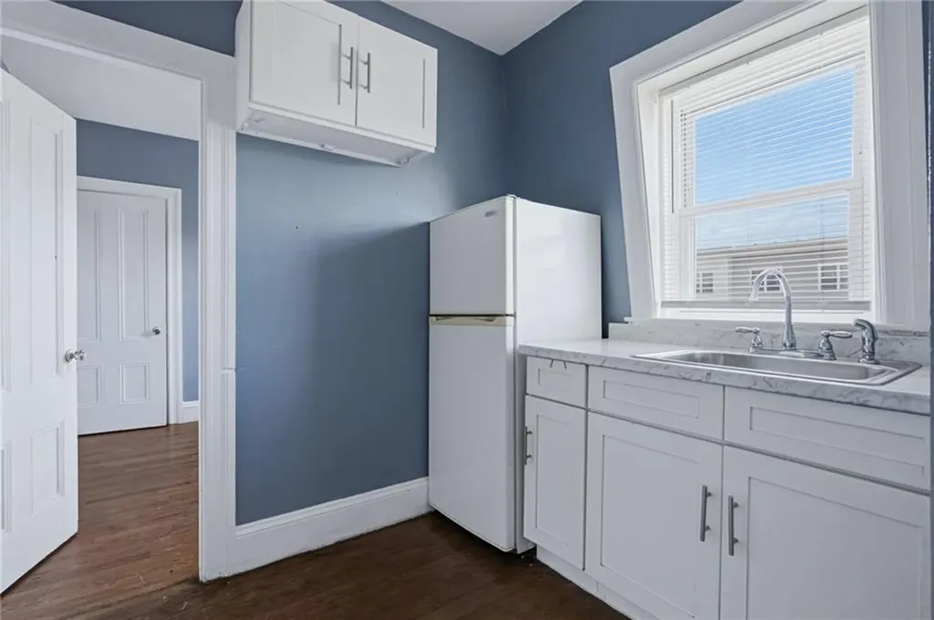 8 Somerset Street Providence RI 02907