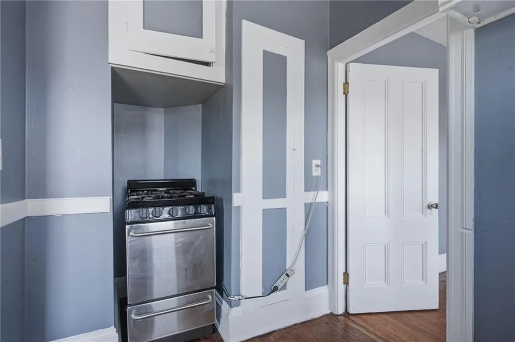8 Somerset Street Providence RI 02907