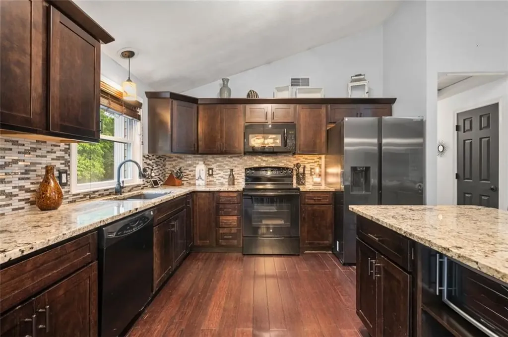 2372 Diamond Hill Road Cumberland RI 02864