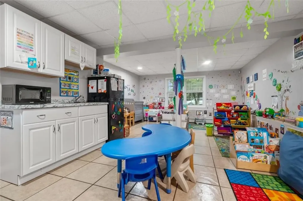 2372 Diamond Hill Road Cumberland RI 02864