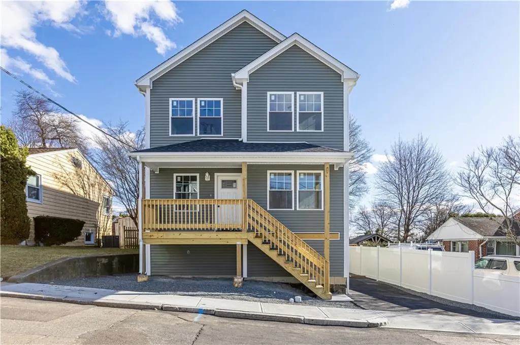 53 Christopher Street Providence RI 02904