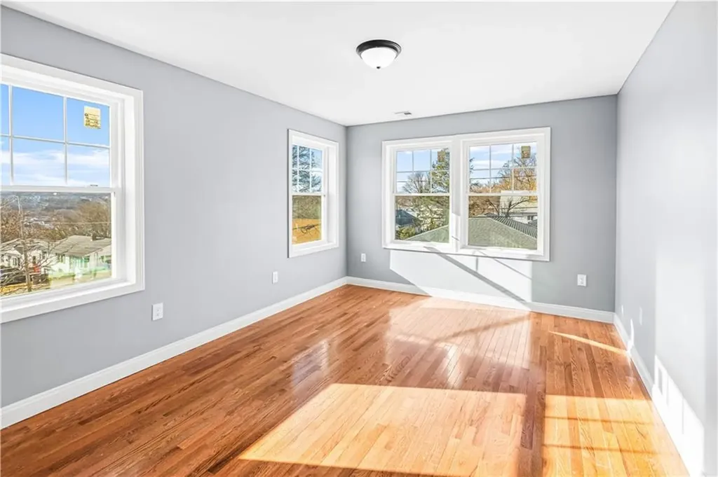 53 Christopher Street Providence RI 02904