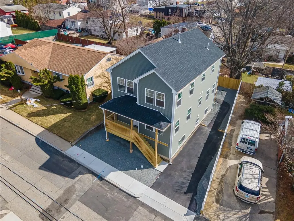 53 Christopher Street Providence RI 02904