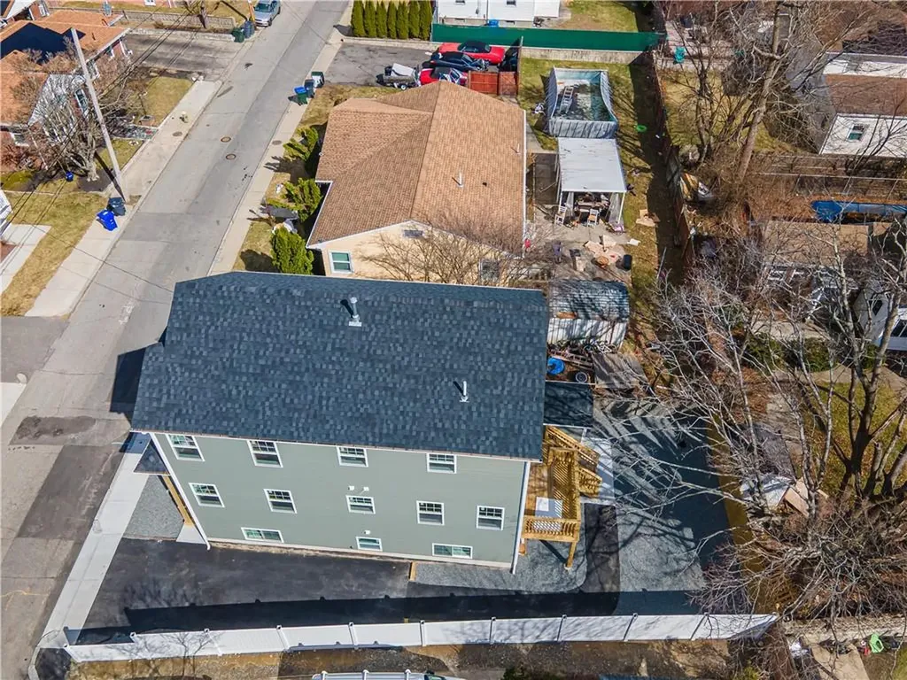 53 Christopher Street Providence RI 02904