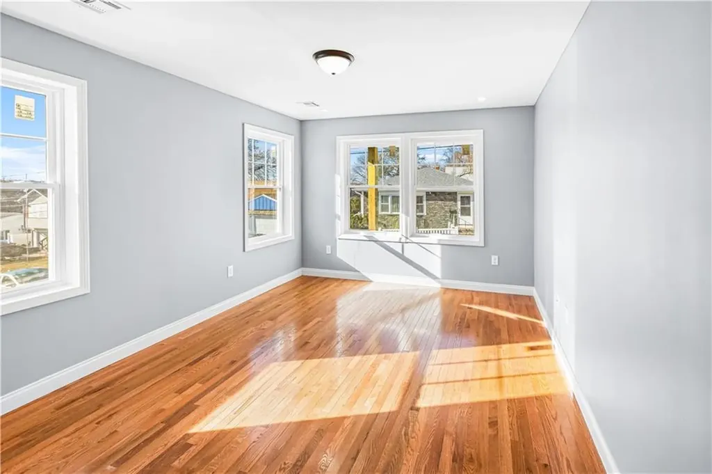 53 Christopher Street Providence RI 02904