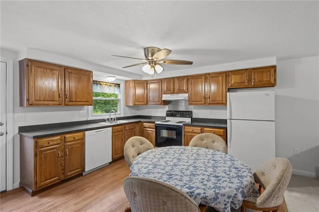 43 High Street Northbridge MA 01588