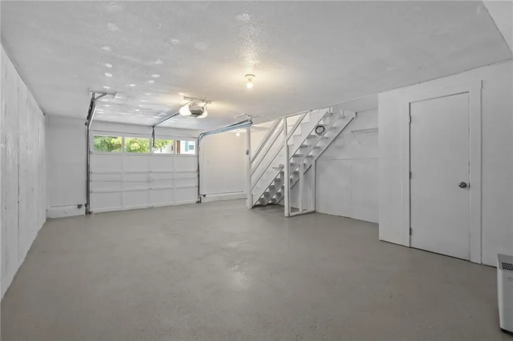 43 High Street Northbridge MA 01588