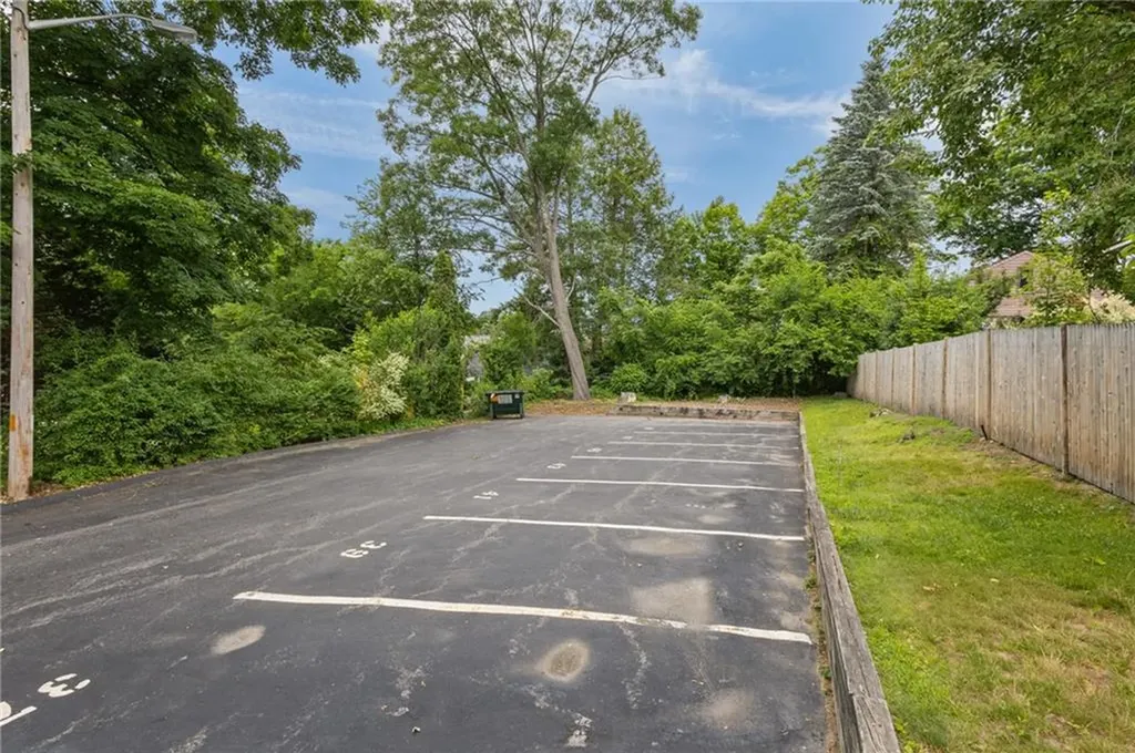 43 High Street Northbridge MA 01588