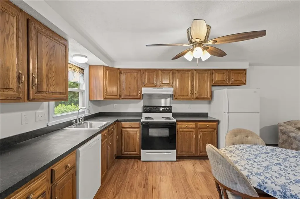 43 High Street Northbridge MA 01588