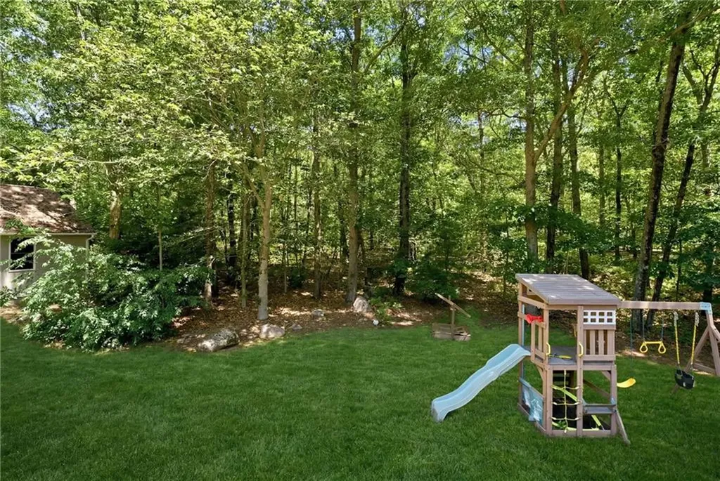 768 Weaver Hill Road Coventry RI 02816