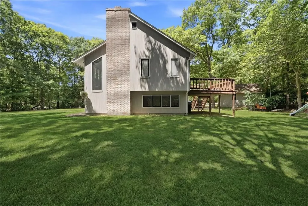 768 Weaver Hill Road Coventry RI 02816