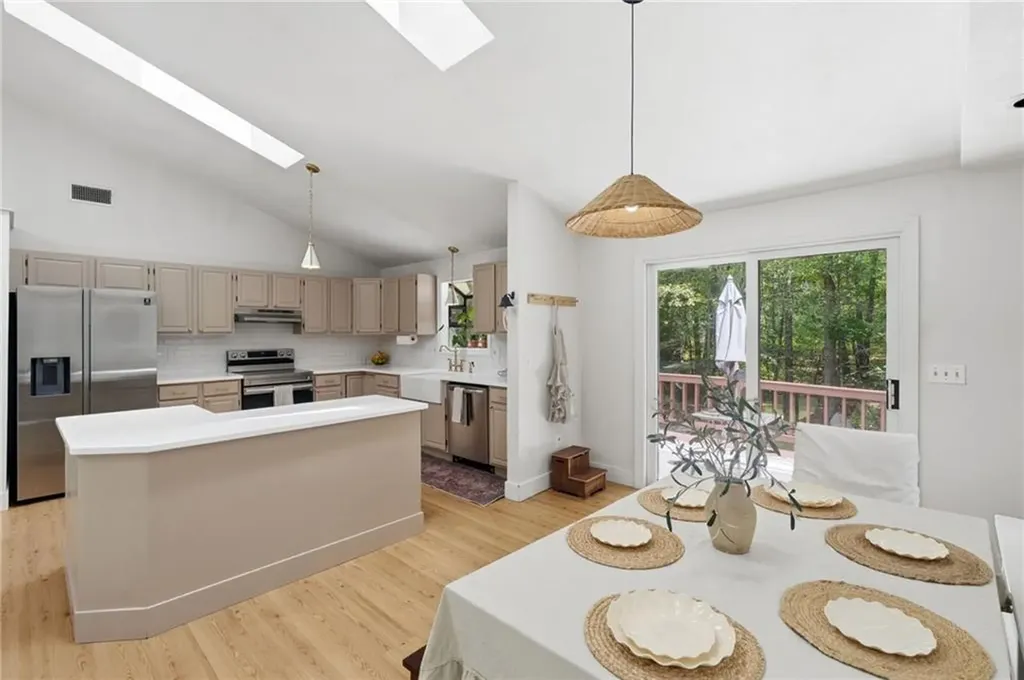 768 Weaver Hill Road Coventry RI 02816