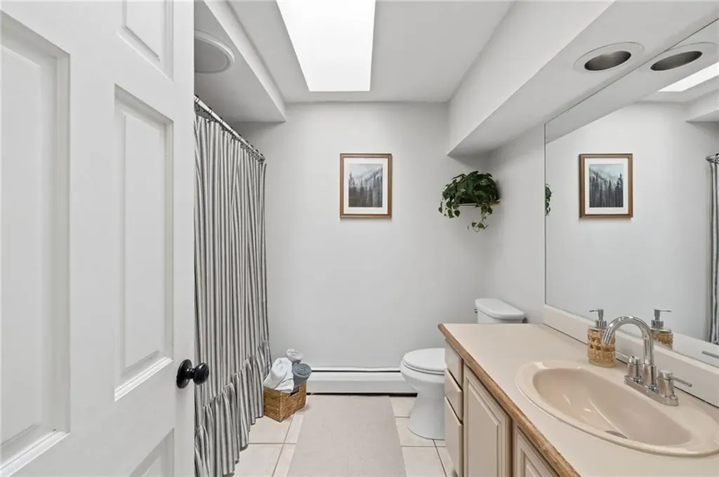768 Weaver Hill Road Coventry RI 02816