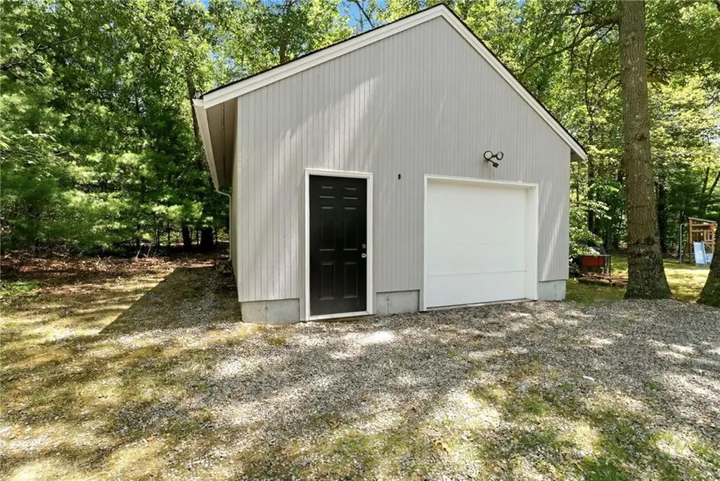 768 Weaver Hill Road Coventry RI 02816