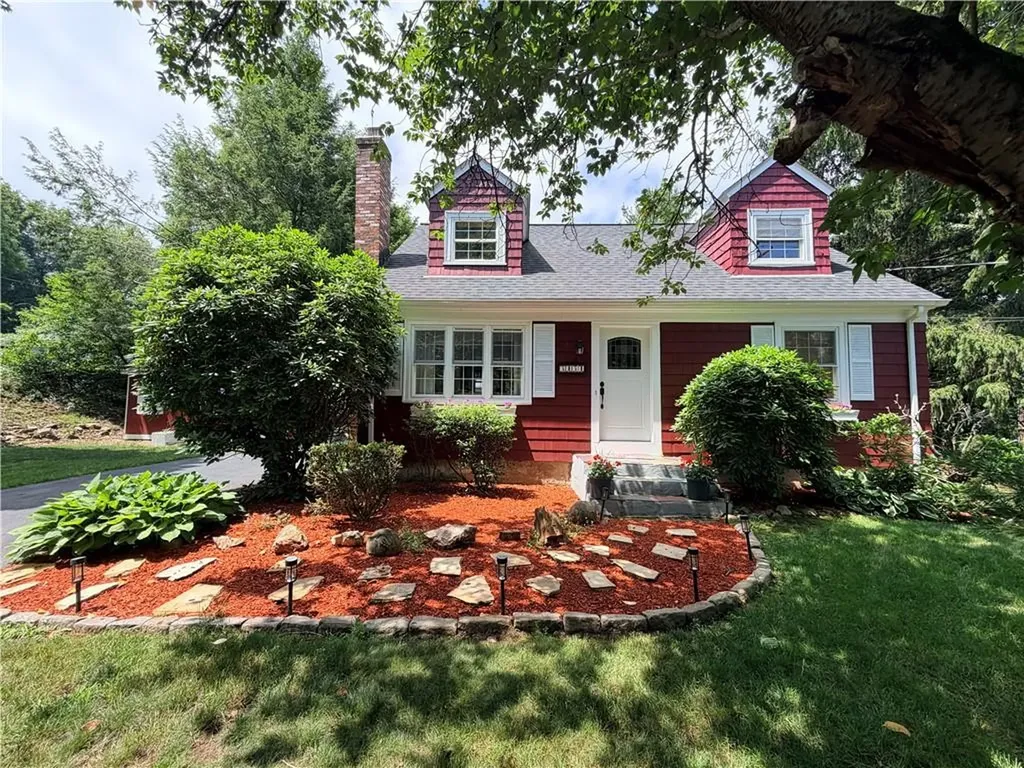 3454 Diamond Hill Road Cumberland RI 02864