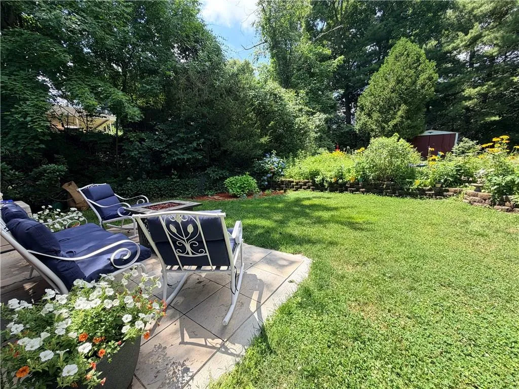 3454 Diamond Hill Road Cumberland RI 02864