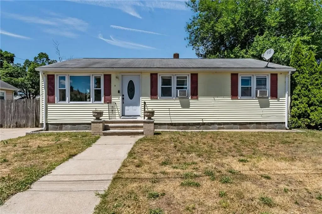5 Gail Avenue Cranston RI 02905